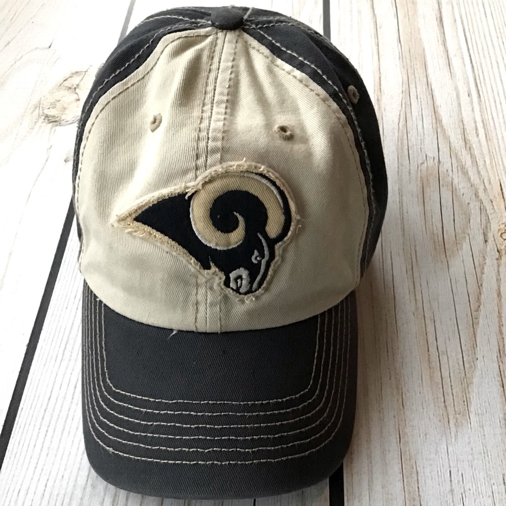 Los Angeles Rams Fitted Hat - Small